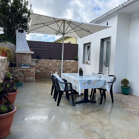 O Cobijo De Elva Villa Arou Exterior foto